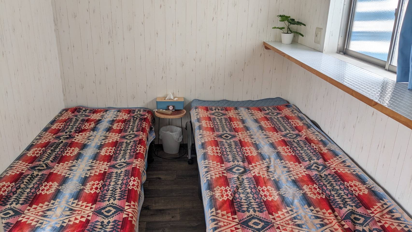 シングルベッドが2台