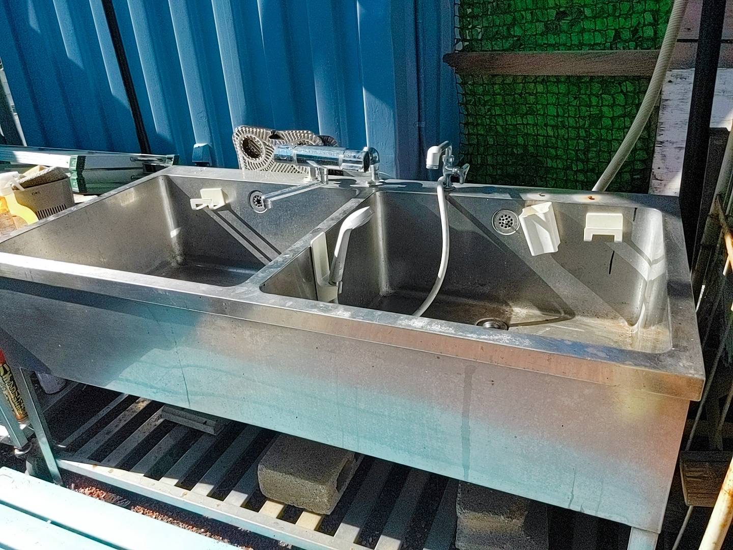 各コテージについている専用炊事場